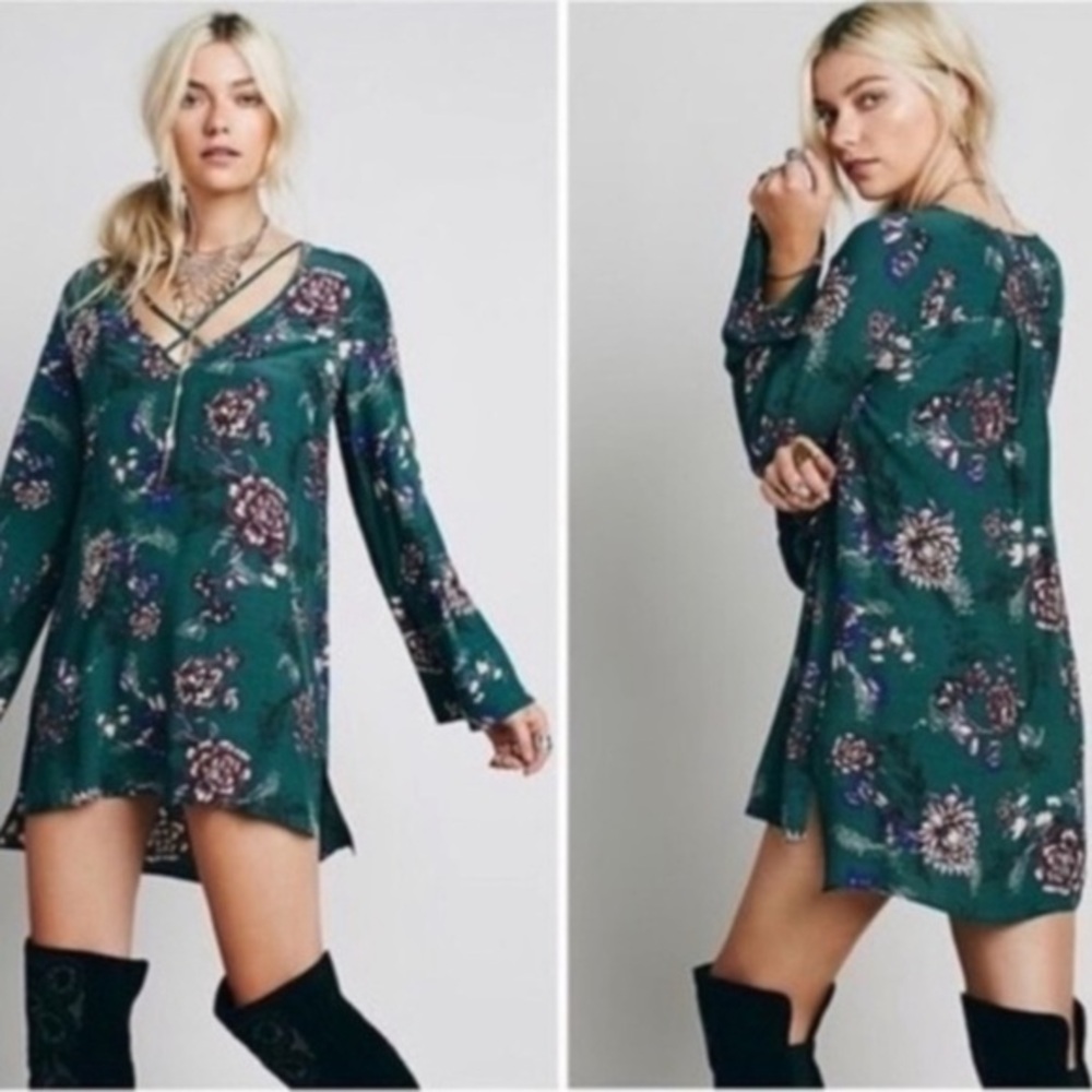Like new Free People Heartbeat floral mini dress/tunic in emerald p2p19”